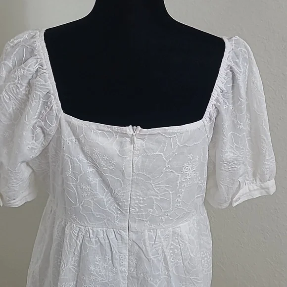 ANDREE BY UNIT White Mini Dress Baby Doll Eyleet Mini Dress Size Large - Picture 8 of 10